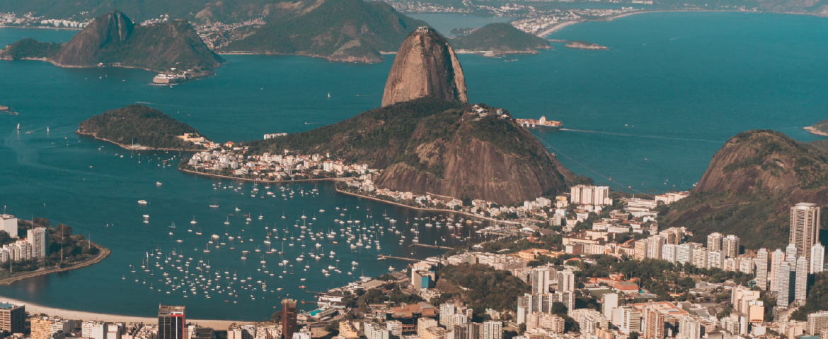 Banner países seguros: vista aérea da cidade do Rio de Janeiro, Brasil
