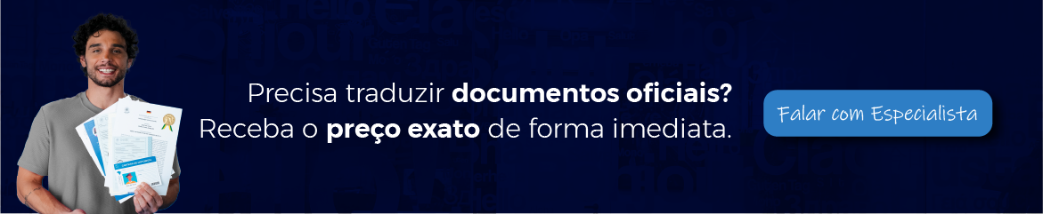 Homem com tradução juramentada na mão. Banner eTraduções: Precisa traduzir documentos oficiais?
